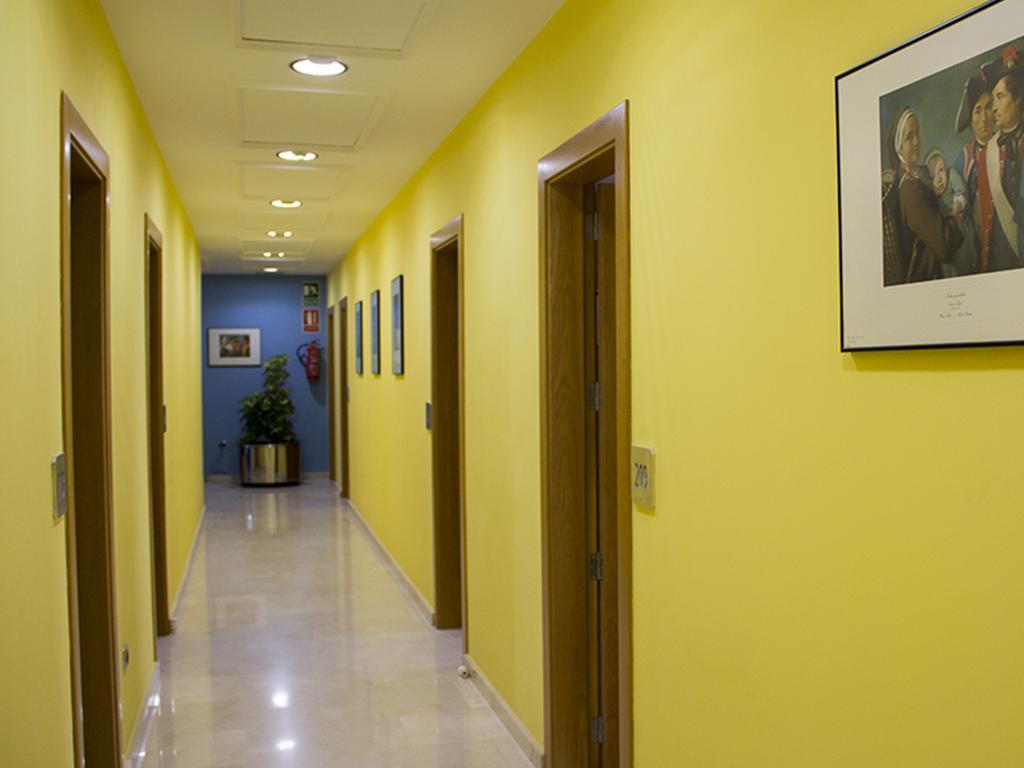 Encasa Hotel Almansa Exterior photo