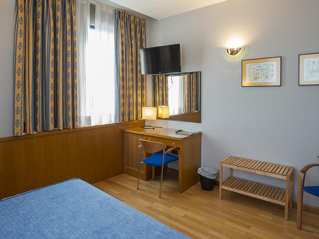 Encasa Hotel Almansa Room photo